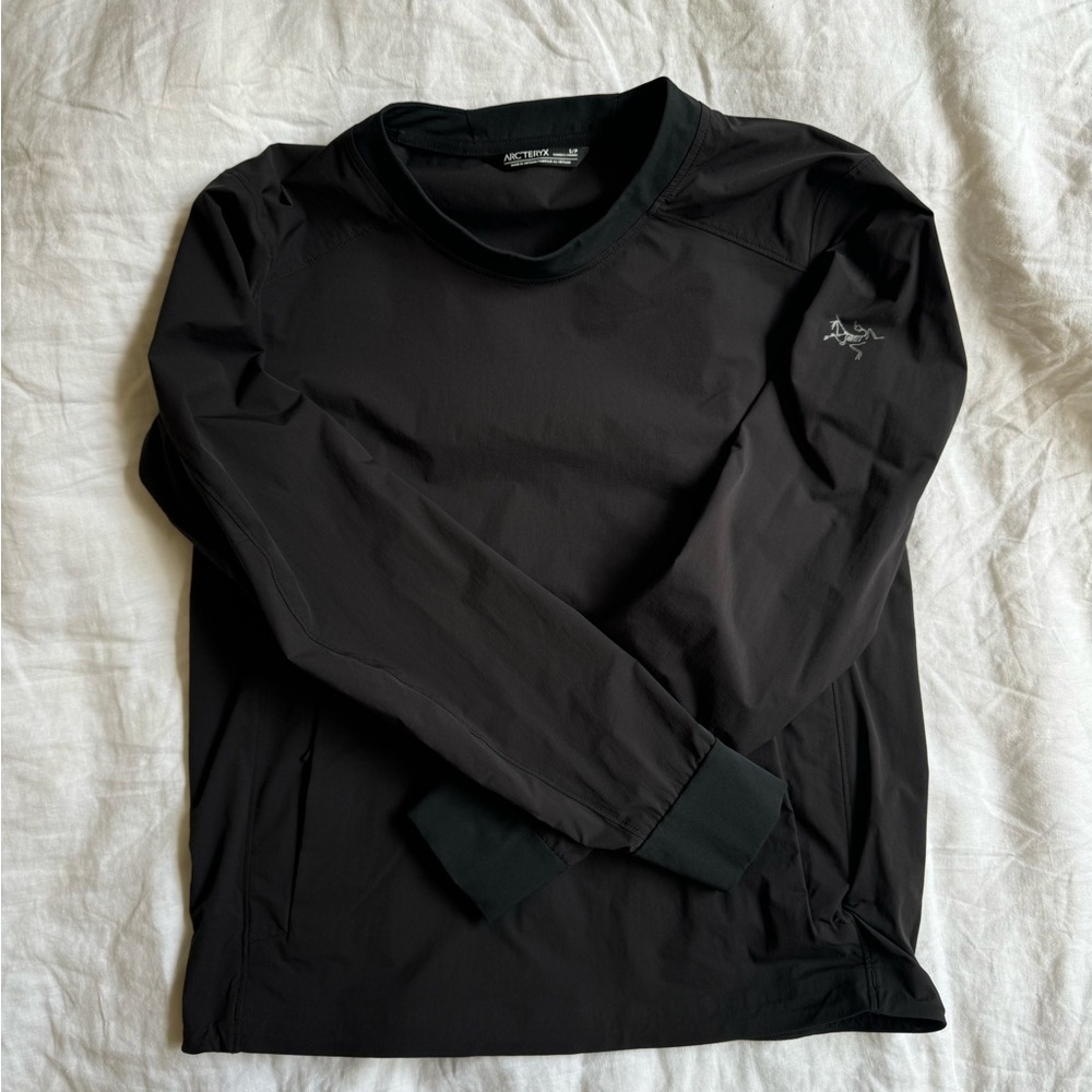 Arc’teryx Gamma lightweight crew neck pullover in black size small